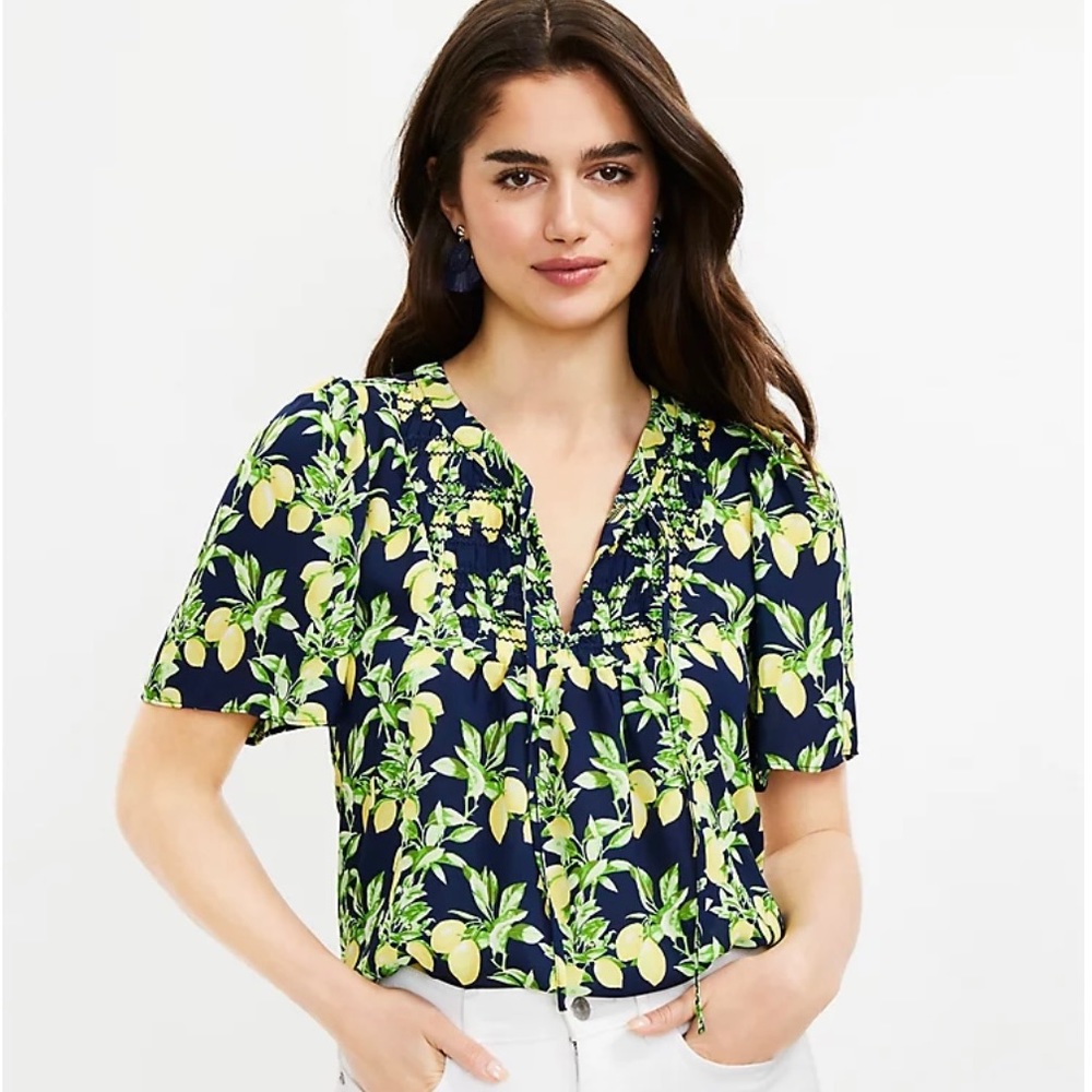 NWT Loft Lemon Top 🍋